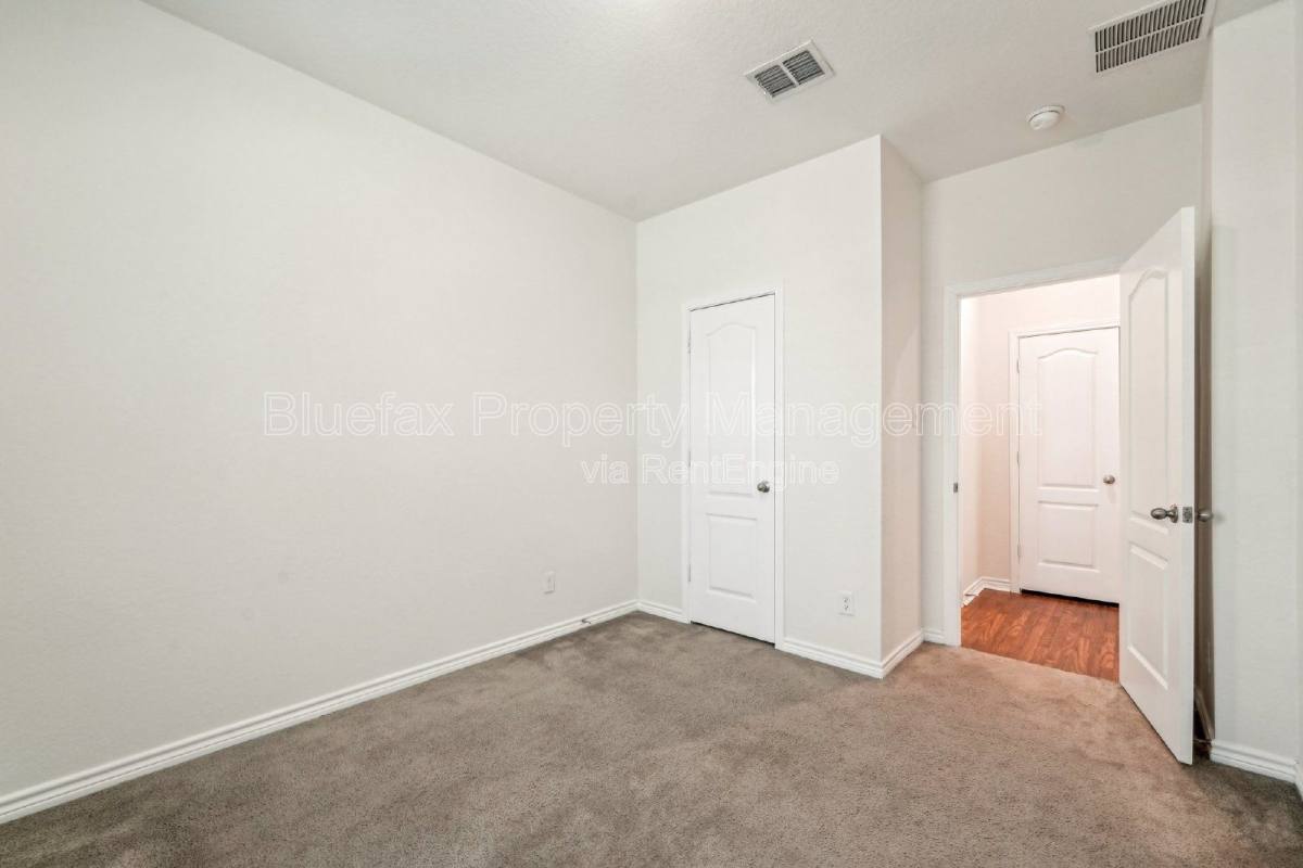House for rent at 3306 Putnam Fields, Converse, TX 78109