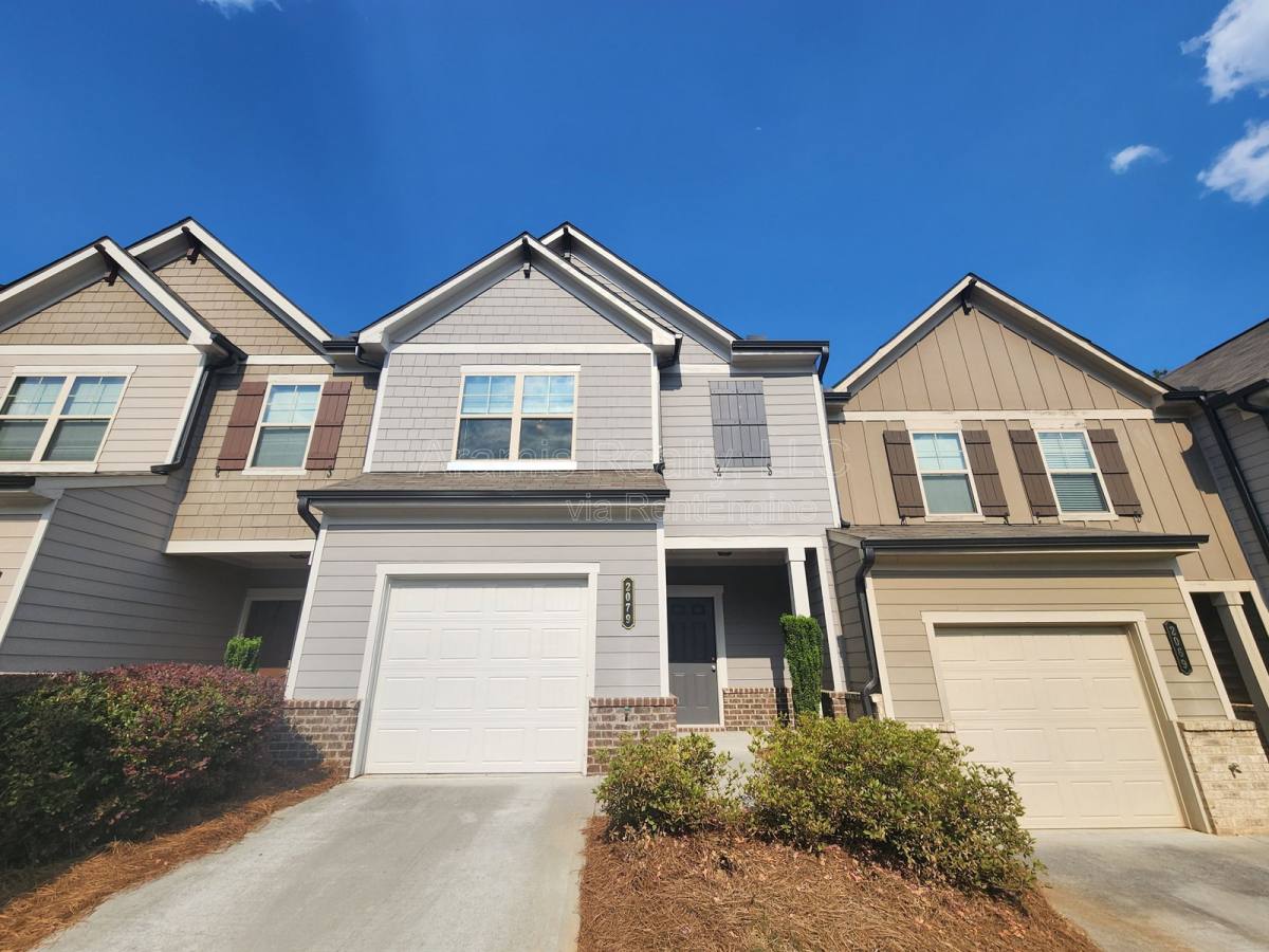 Townhouse for rent at 2079 Pinnacle Walk, Norcross, GA 30071