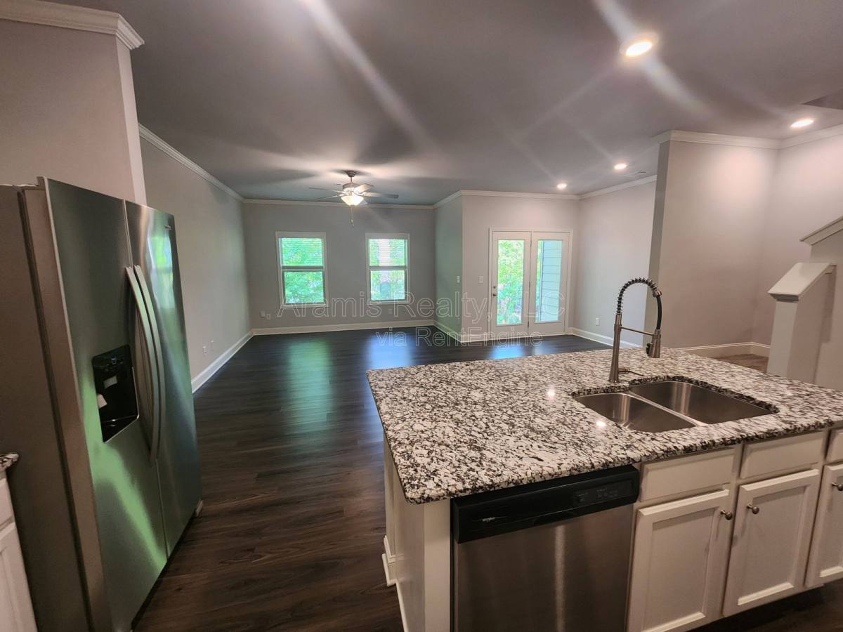 Townhouse for rent at 2079 Pinnacle Walk, Norcross, GA 30071