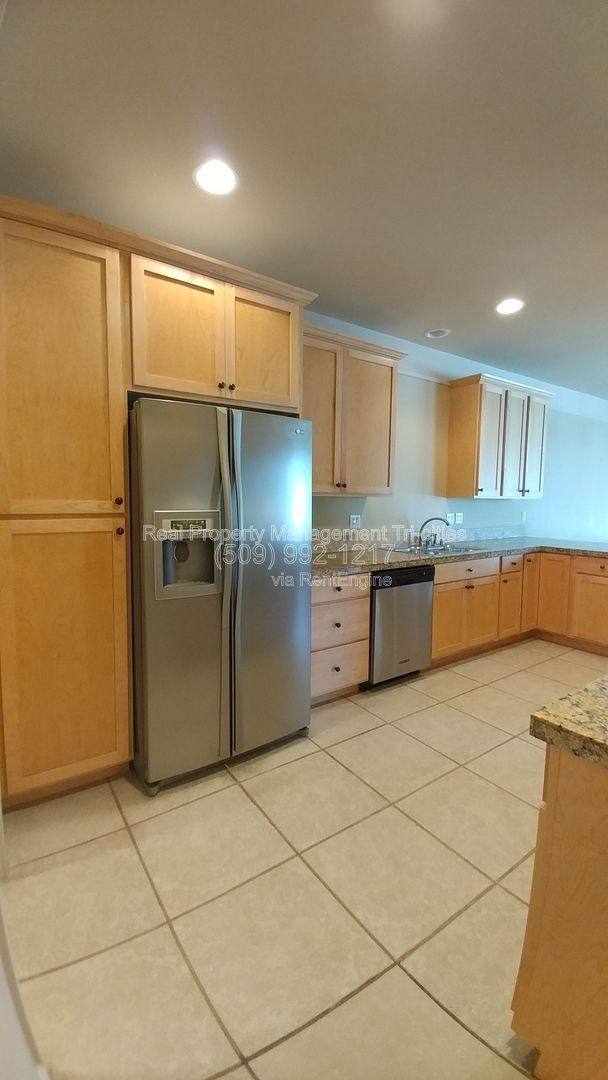 Condo for rent at 459 Columbia Point Dr, Richland, WA 99352