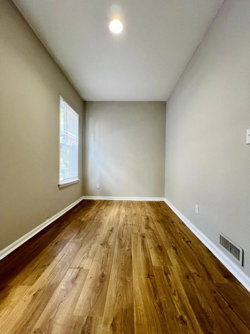House for rent at 708 Elizabeth St, Kalamazoo, MI 49007