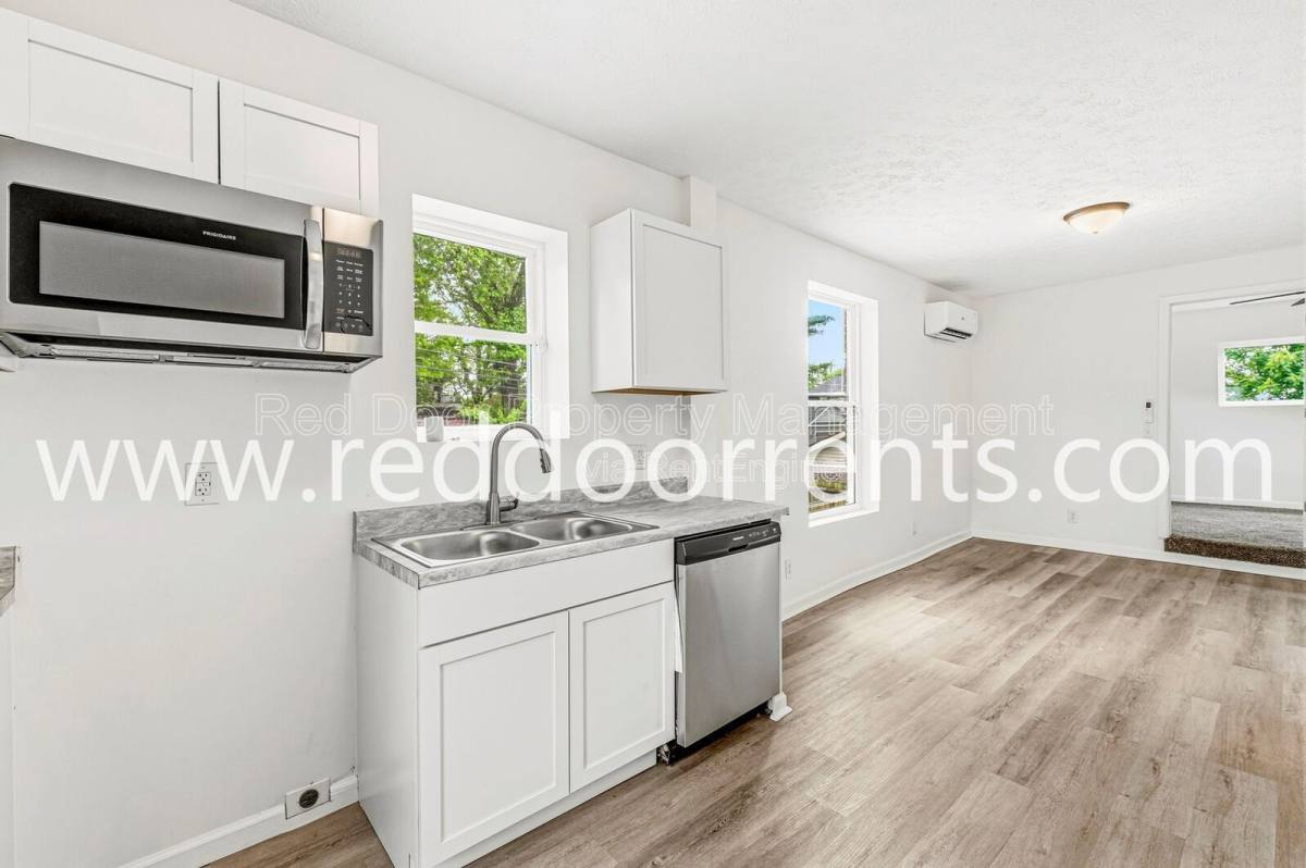 Apartment for rent at 389 N Main St #C, Martinsville, IN 46151