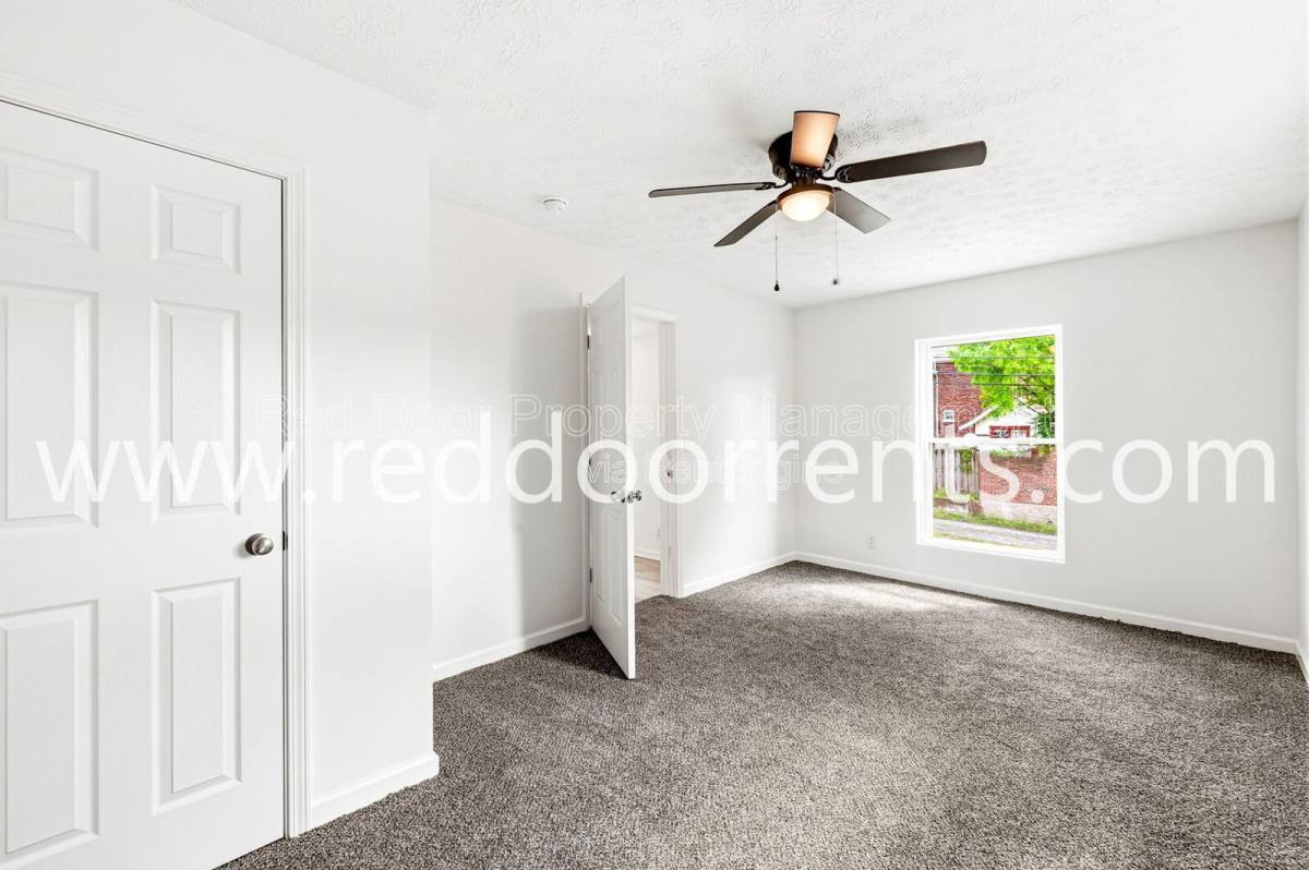 Apartment for rent at 389 N Main St #C, Martinsville, IN 46151