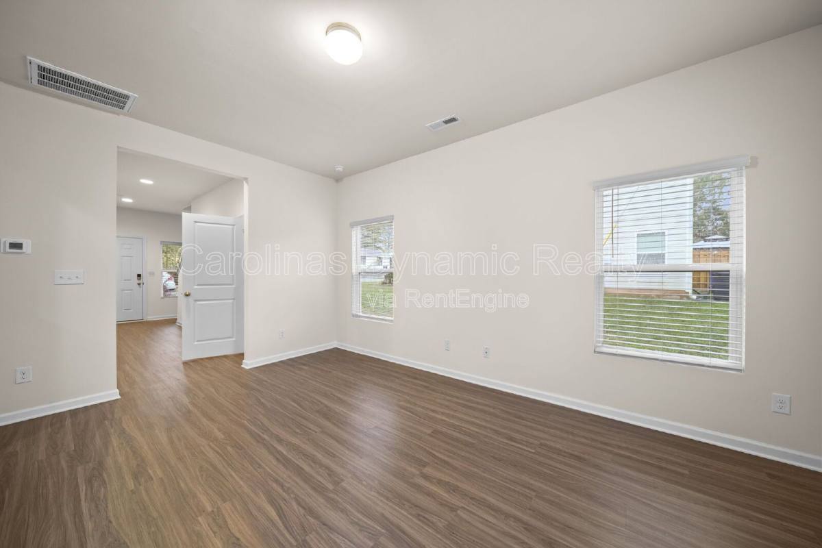 Townhouse for rent at 711 Lackey St, Kings Mountain, NC 28086