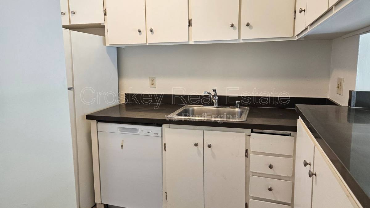Townhouse for rent at 1349 Tree Garden Place, Concord, CA 94518