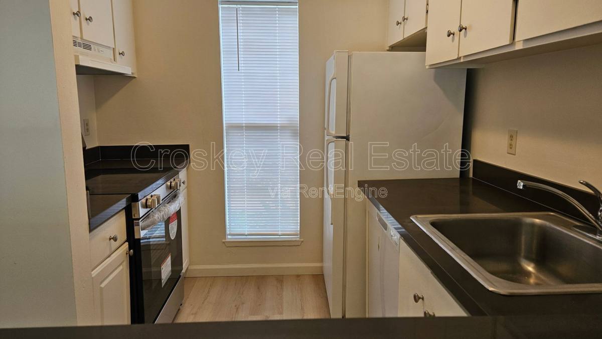 Townhouse for rent at 1349 Tree Garden Place, Concord, CA 94518