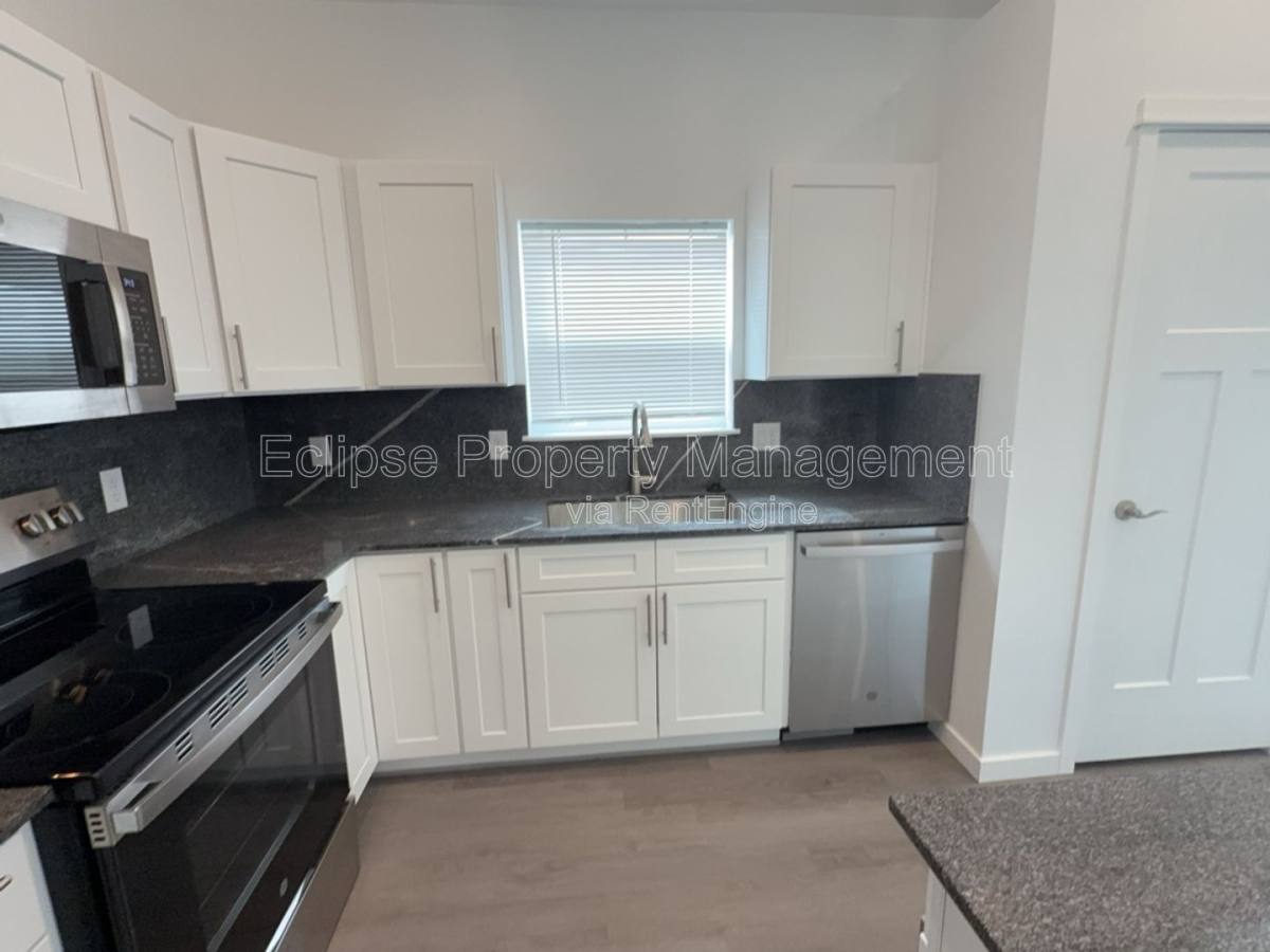House for rent at 147 Buena Vista Dr, Grand Junction, CO 81503