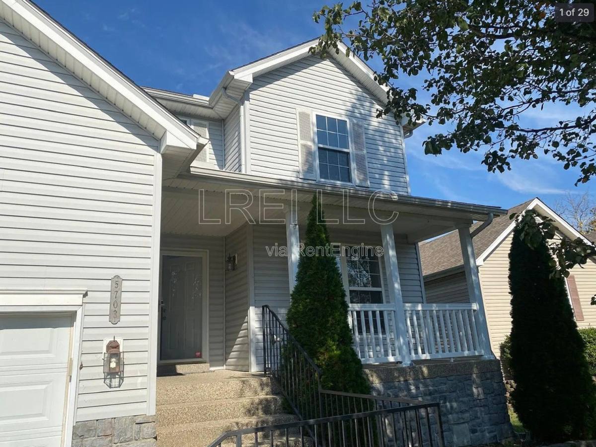 House for rent at 5703 Georgia Lane, Louisville, KY 40219