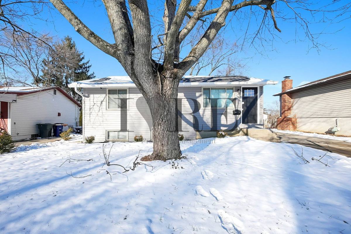 Apartment for rent at 1902 Brookfield Rd, Columbus, OH 43229