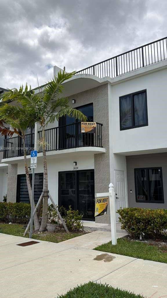 Townhouse for rent at 26124 SW 145th Court, Homestead, FL 33032