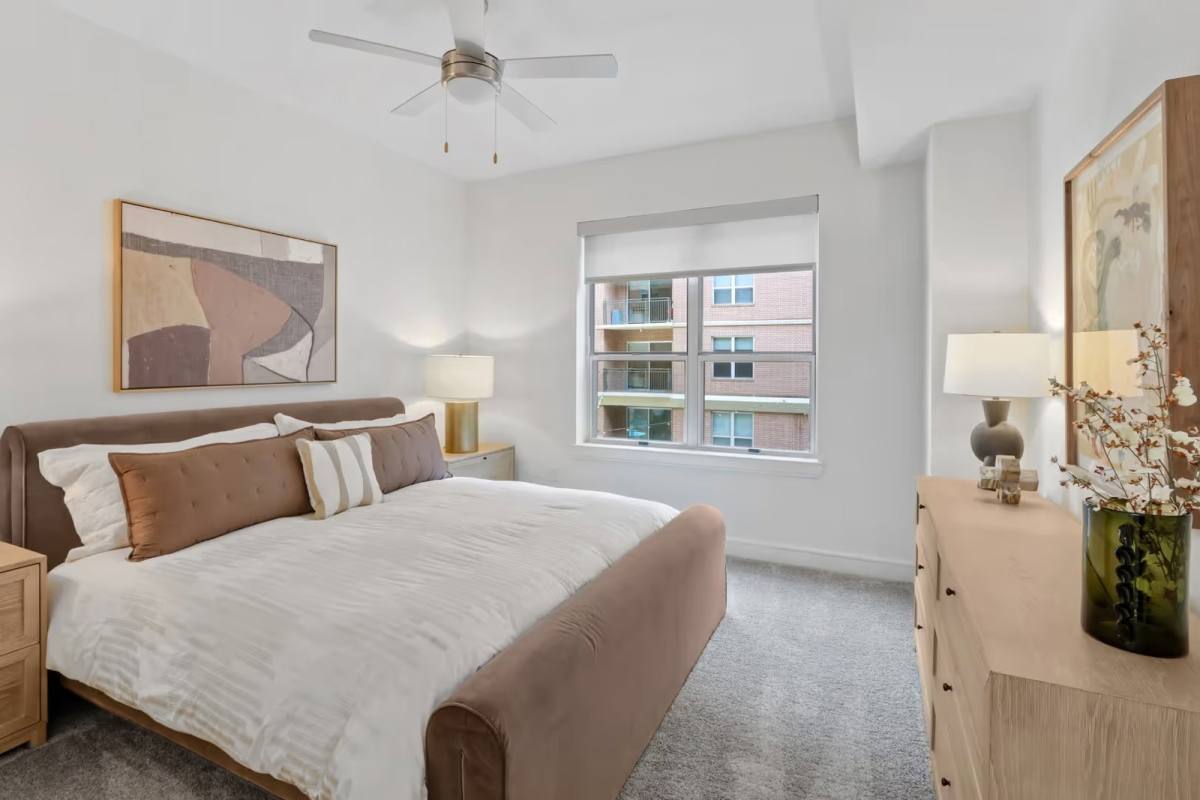 Apartment for rent at 5740 San Felipe St, Houston, TX 77057