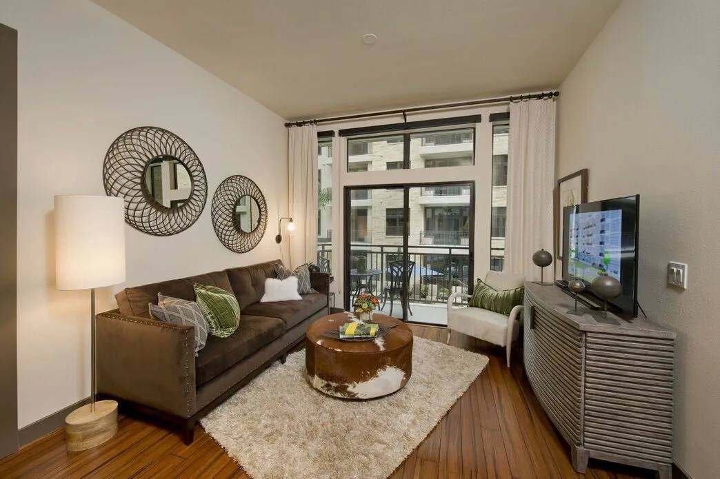 Apartment for rent at 3100 Post Oak Blvd, Houston, TX 77056