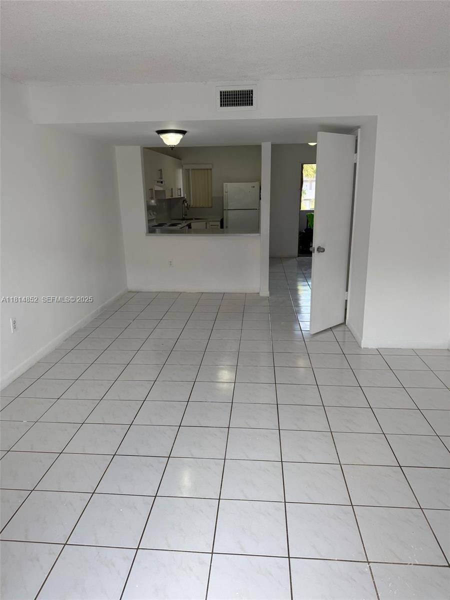 Condo for rent at 2680 W 76th St #204, Hialeah, FL 33016