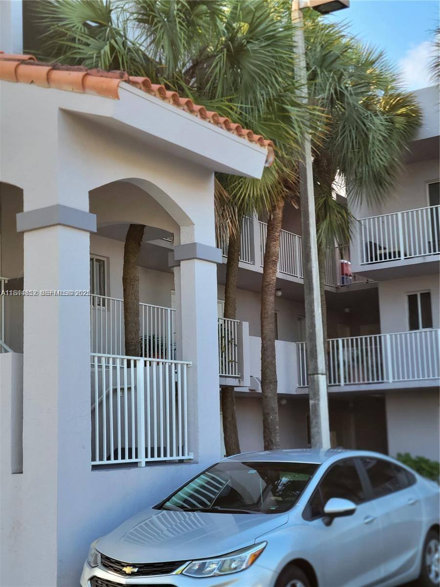 Condo for rent at 2680 W 76th St #204, Hialeah, FL 33016