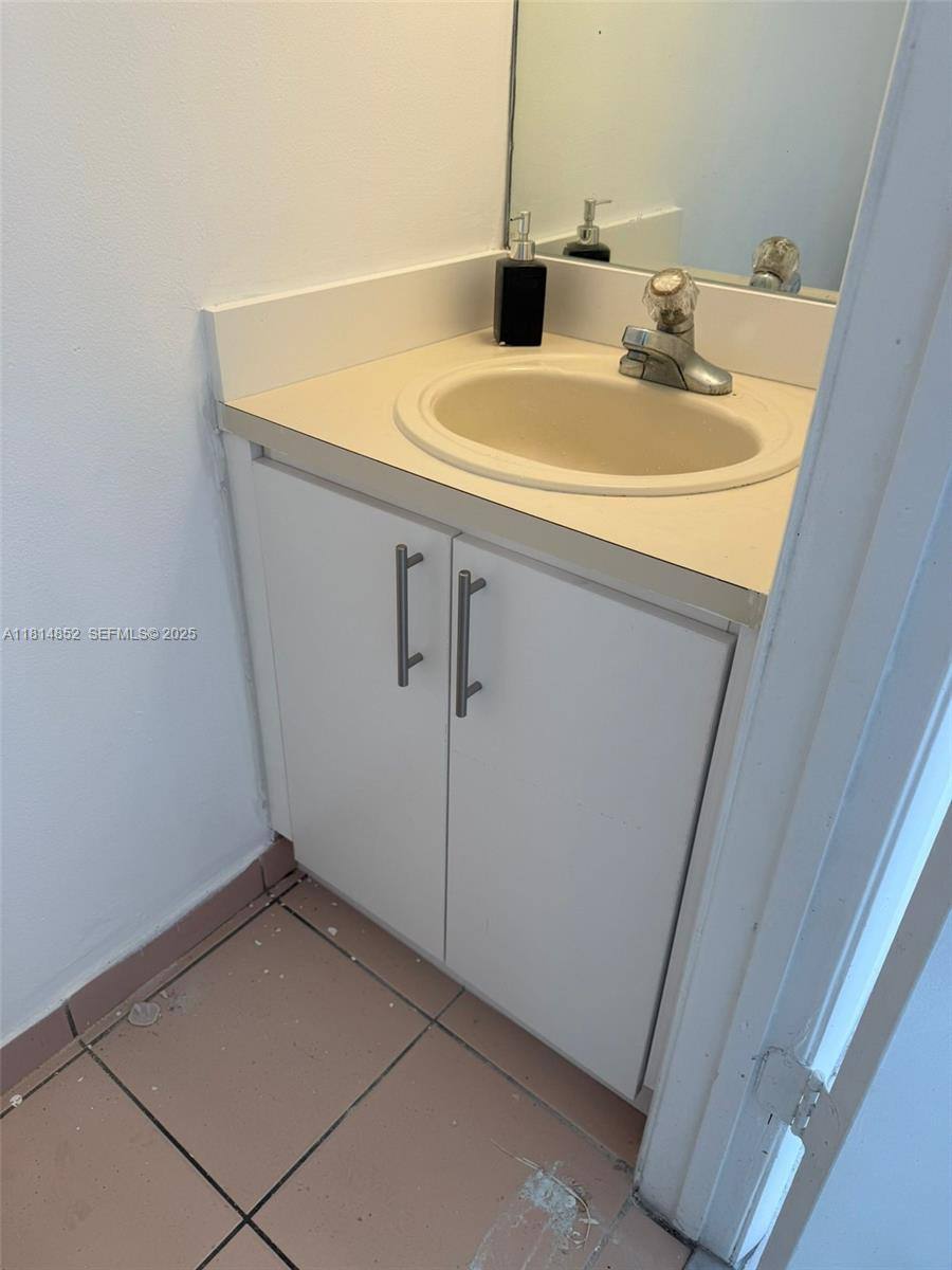 Condo for rent at 2680 W 76th St #204, Hialeah, FL 33016