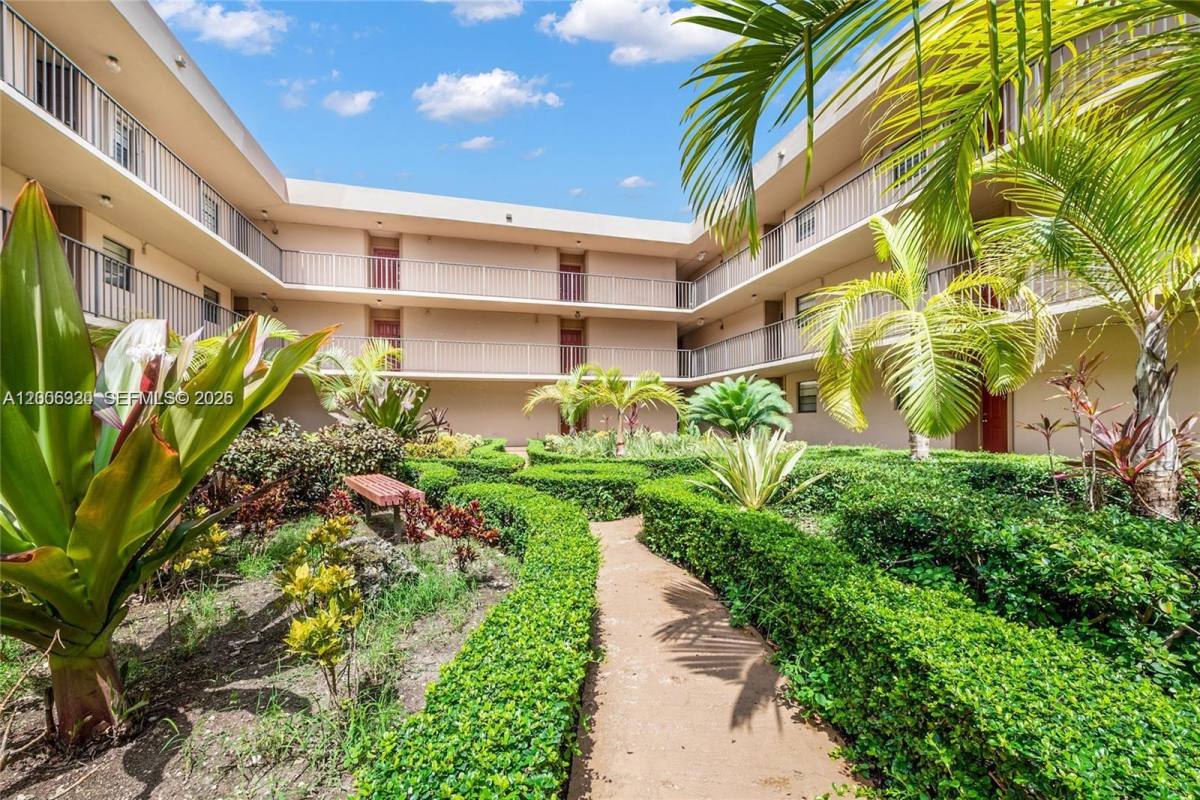 Apartment for rent at 10625 SW 112th Ave, Miami, FL 33176