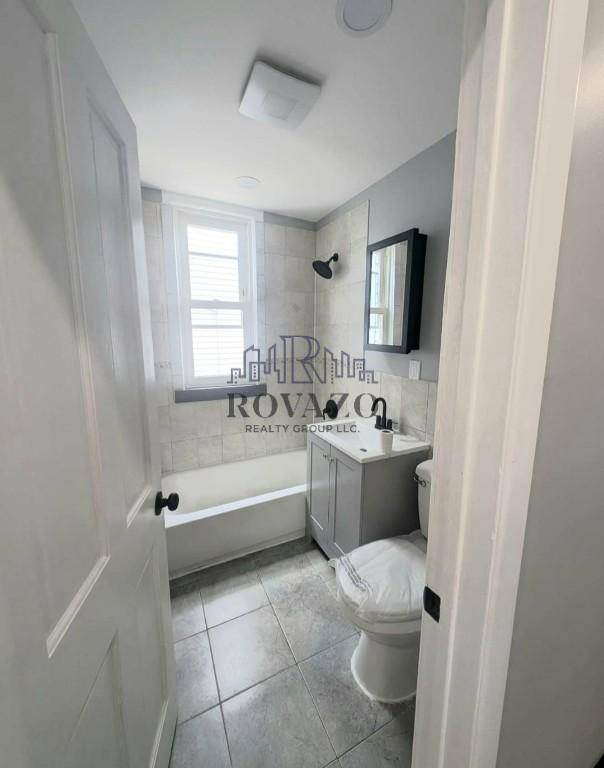 Apartment for rent at 167 Shephard Ave #1, Newark, NJ 07112