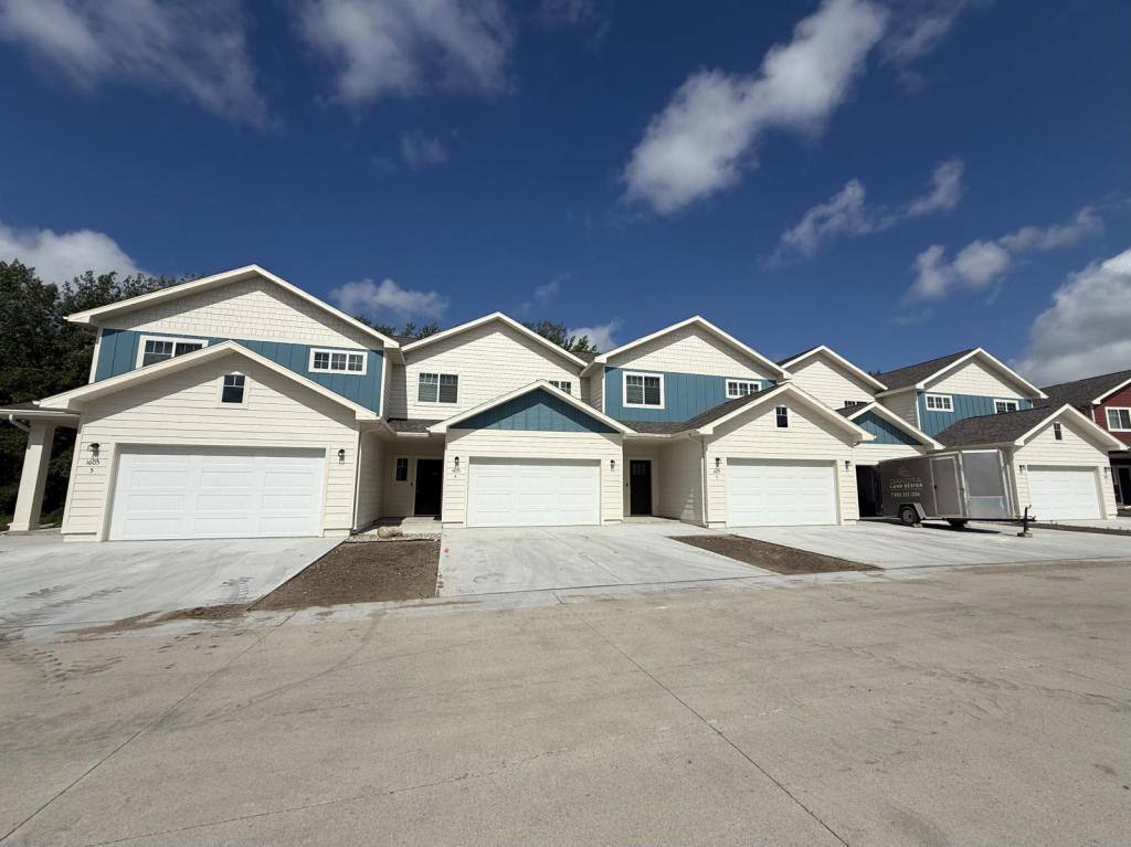Townhouse for rent at 1605 Ohana Ave, Brookings, SD 57006