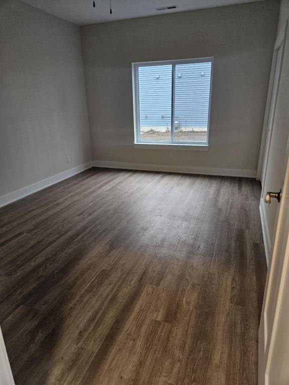 Townhouse for rent at 1107 Emerald Cove Dr Clear Lake, Ia #50428, Mason City, IA 50401