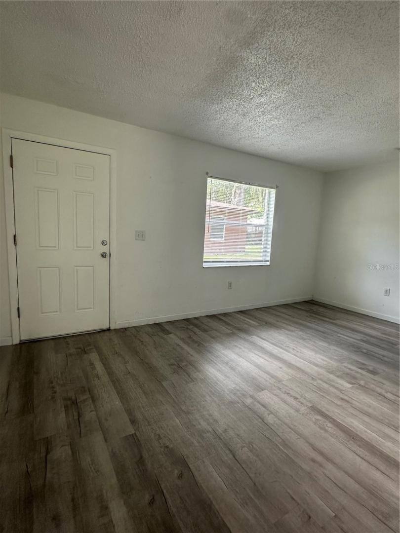 Apartment for rent at 704 Sunset Ave B, Auburndale, FL 33823