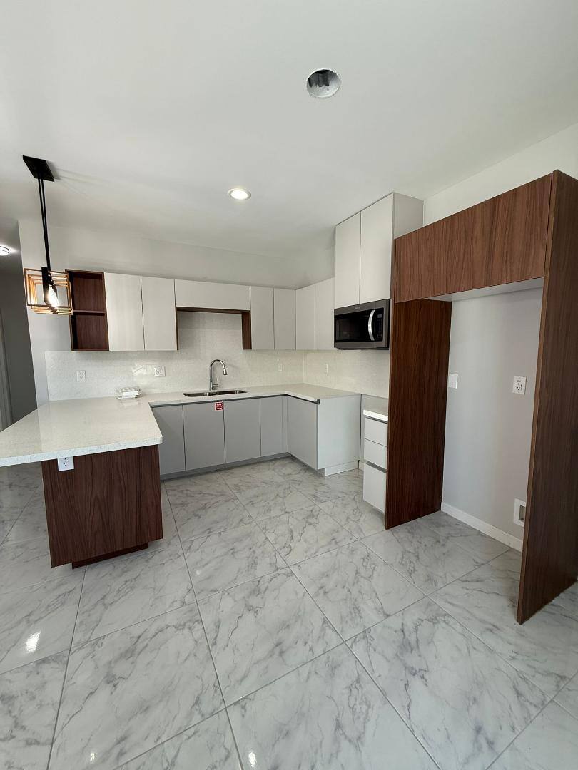 Apartment for rent at 905 W 8th St #1, Mission, TX 78572