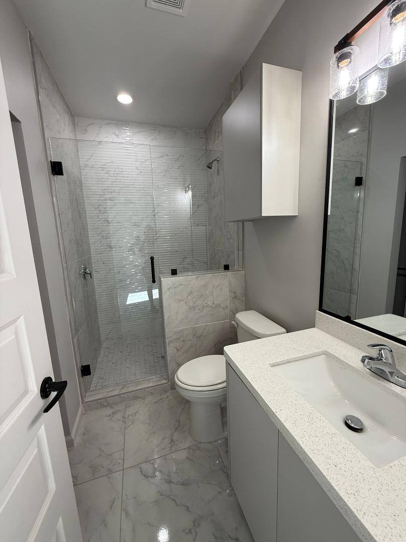 Apartment for rent at 905 W 8th St #1, Mission, TX 78572