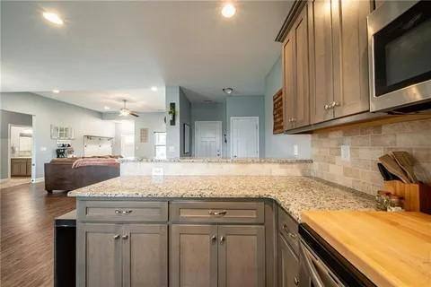 House for rent at 16 Eagles Nest Dr #16 Eagle, Fort Mitchell, AL 36856