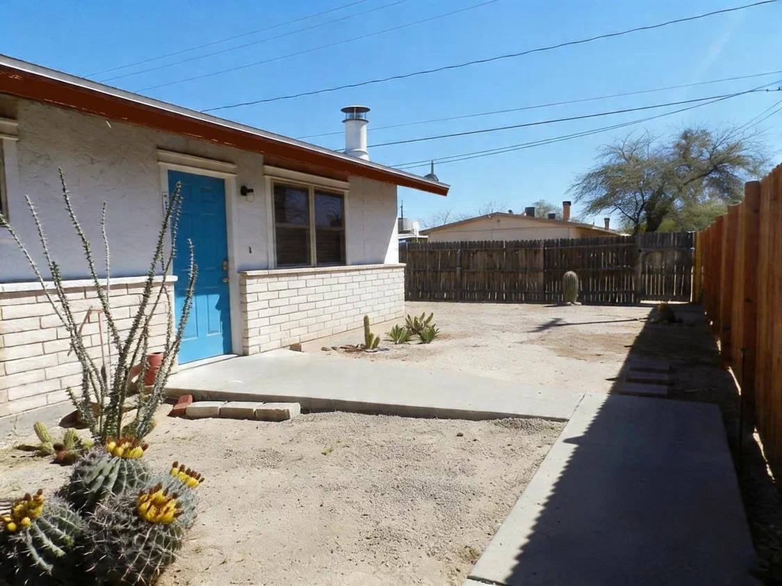 Apartment for rent at 2512 E Eastland St, Tucson, AZ 85716