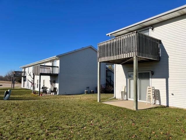 Townhouse for rent at 5824 Birkenshaw Dr, Loves Park, IL 61111