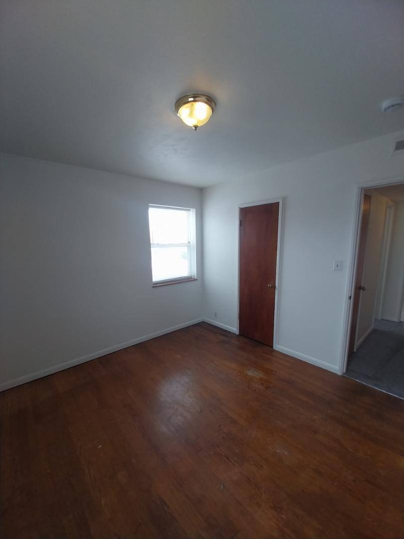Apartment for rent at 17902 Lake Shore Blvd #3, Cleveland, OH 44119