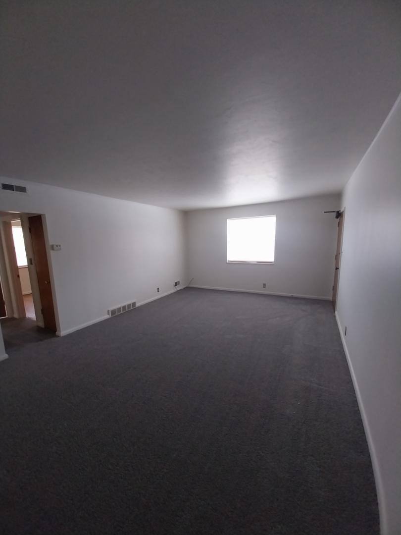 Apartment for rent at 17902 Lake Shore Blvd #3, Cleveland, OH 44119