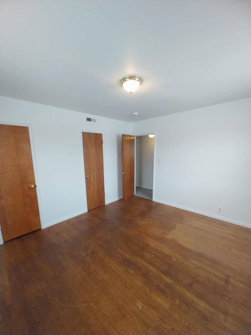 Apartment for rent at 17902 Lake Shore Blvd #3, Cleveland, OH 44119