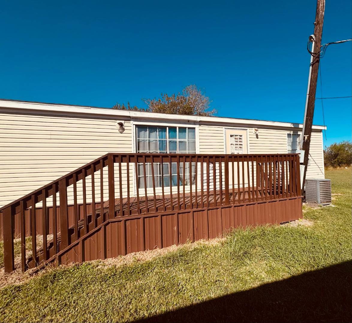 Apartment for rent at 2111 W Austin St #26 Pom, Port Lavaca, TX 77979