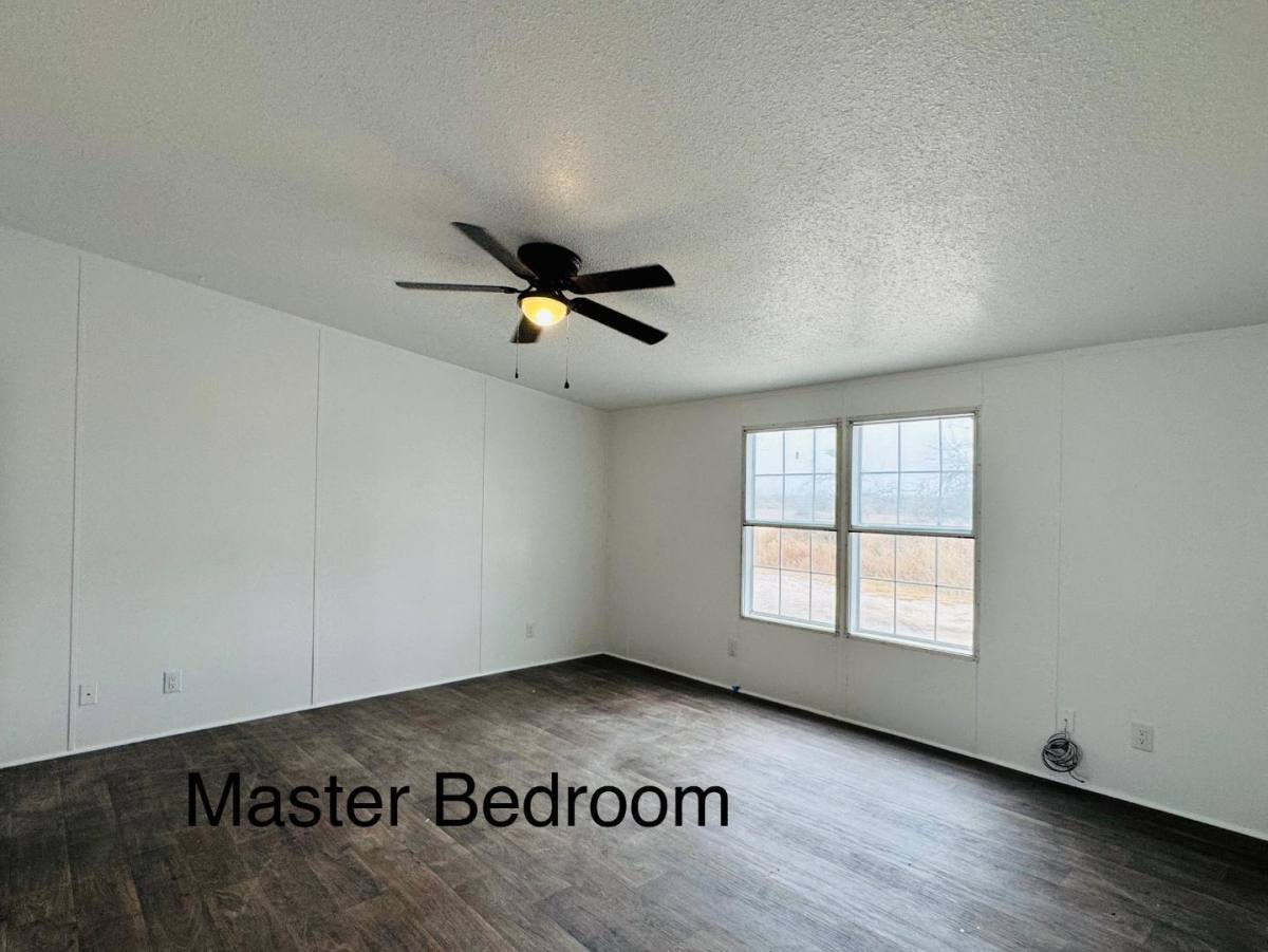 Apartment for rent at 2111 W Austin St #26 Pom, Port Lavaca, TX 77979