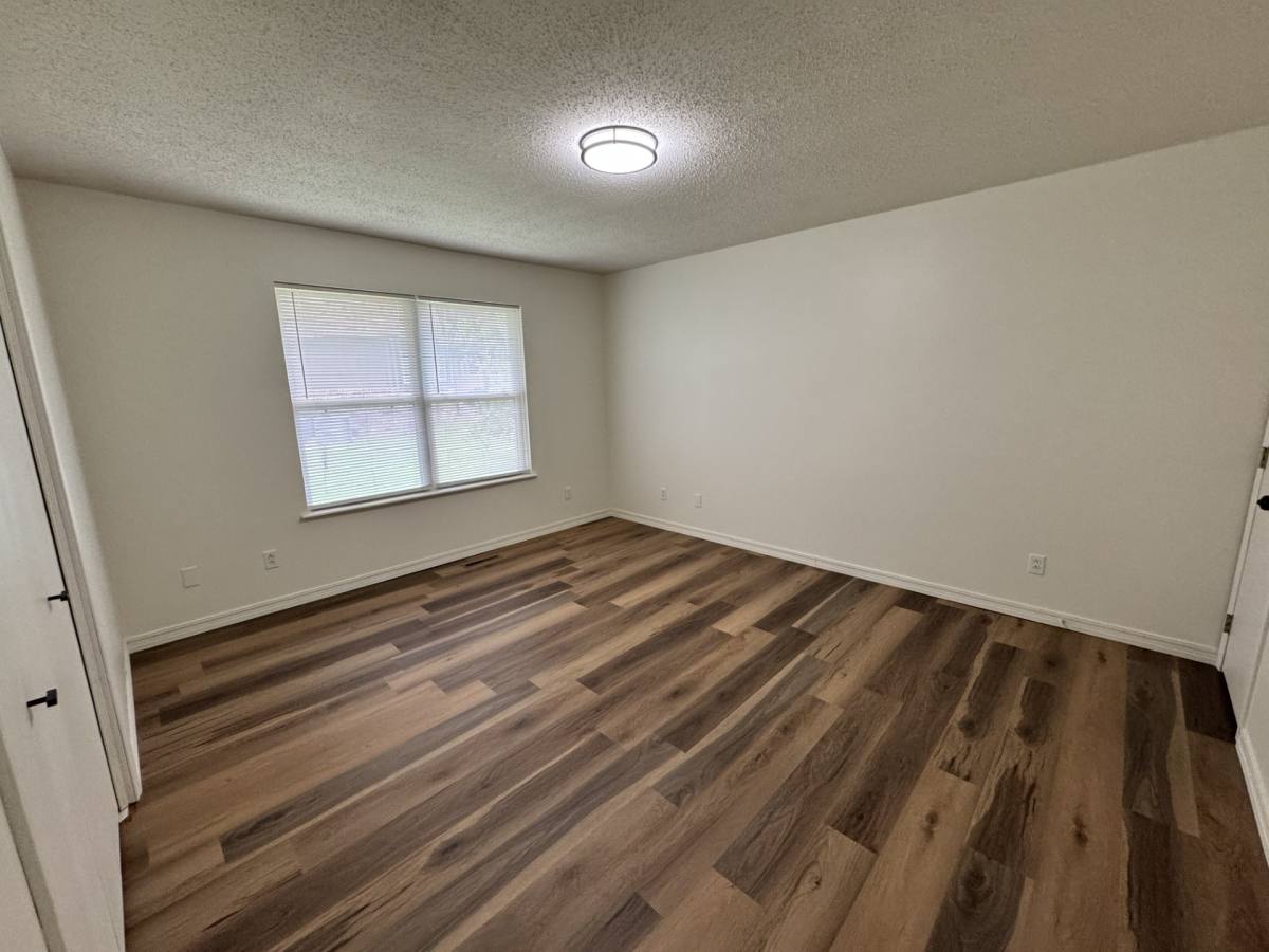 Townhouse for rent at 1007 Ohio St, Pittsburg, KS 66762