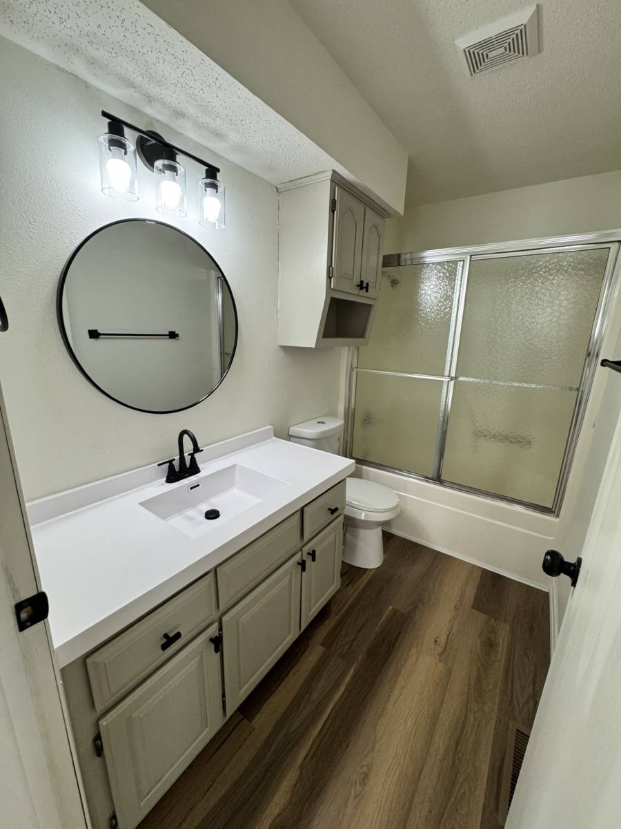 Townhouse for rent at 1007 Ohio St, Pittsburg, KS 66762
