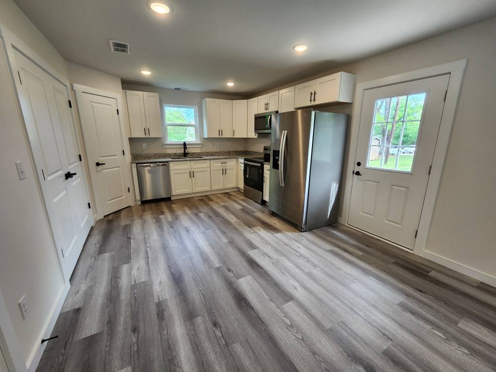 Townhouse for rent at 1216 12th St NE, Hickory, NC 28601