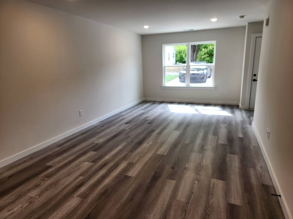 Townhouse for rent at 1216 12th St NE, Hickory, NC 28601