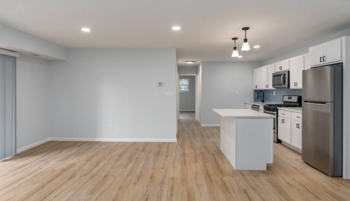 Apartment for rent at Rosedale Gardens, 6709 Havenoak Rd, Rosedale, MD 21237