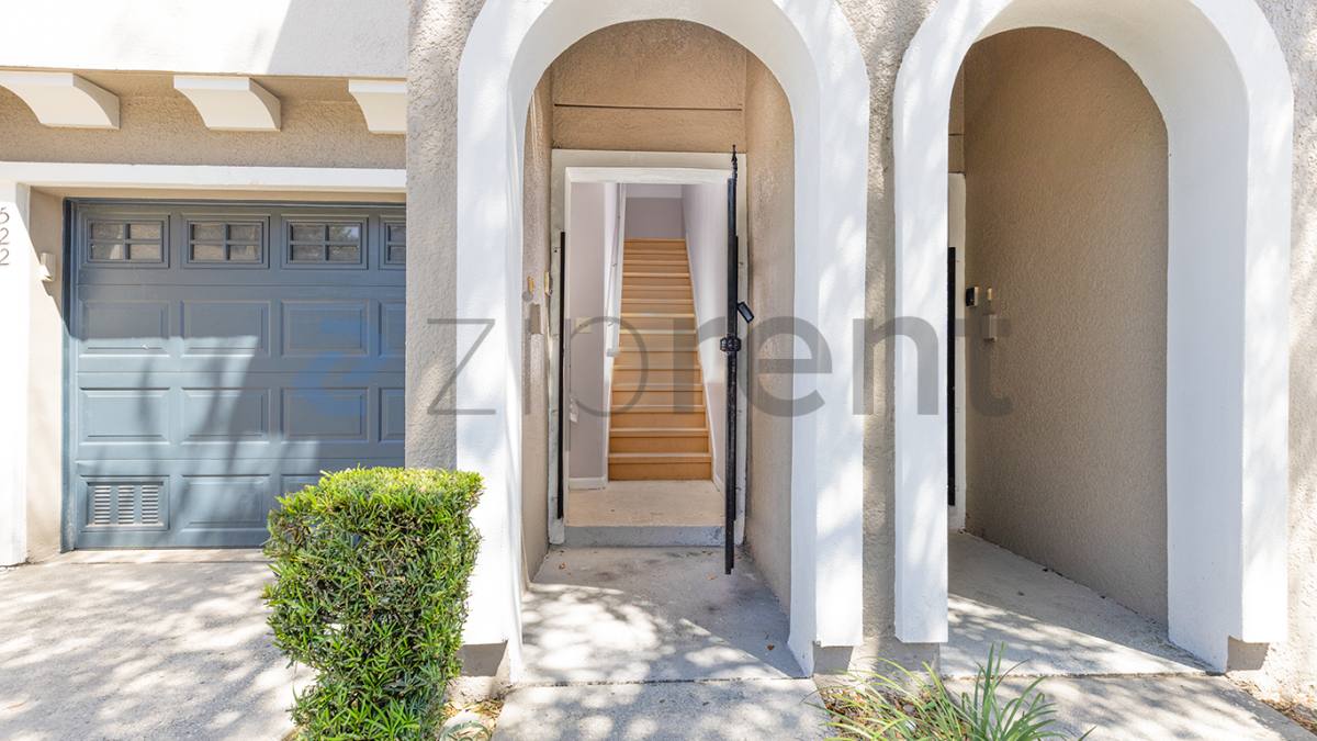 Townhouse for rent at 522 Wheaton Trent Place, Tampa, FL 33619