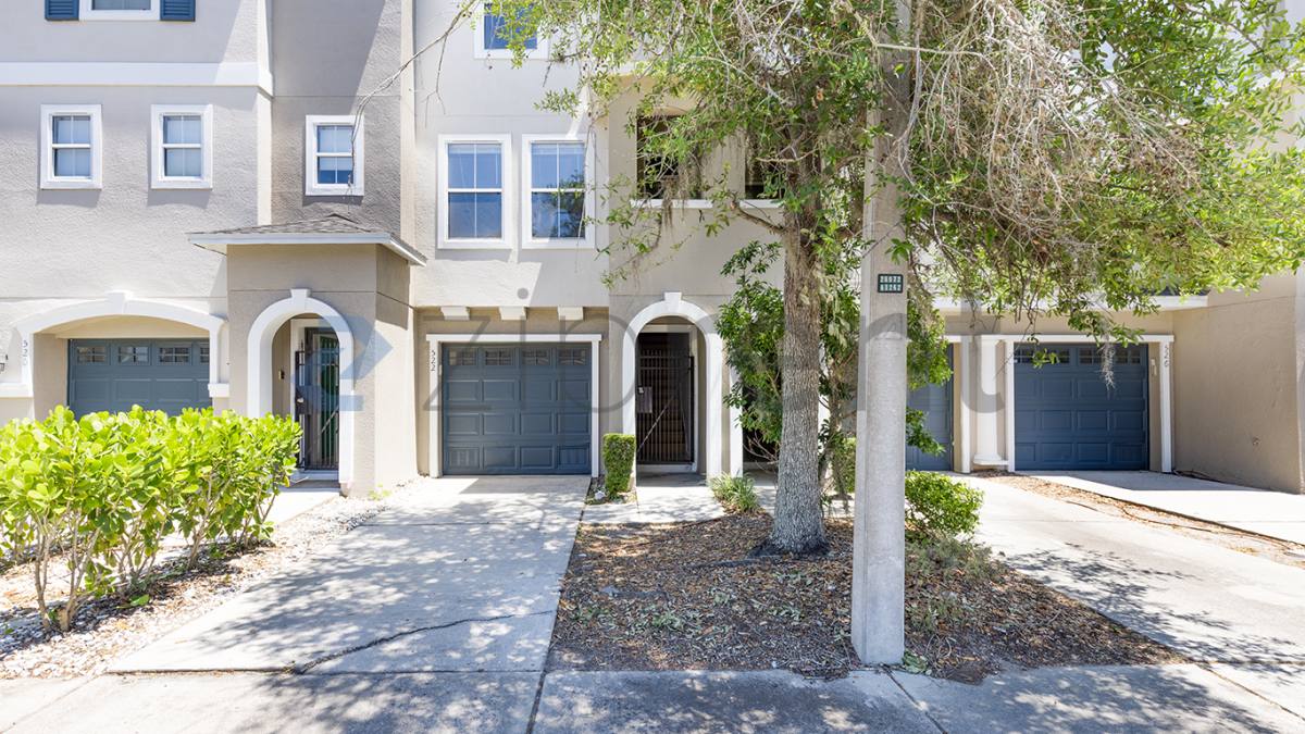 Townhouse for rent at 522 Wheaton Trent Place, Tampa, FL 33619
