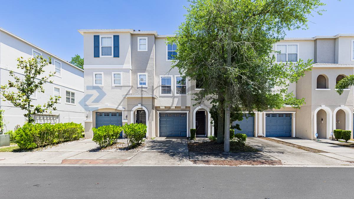 Townhouse for rent at 522 Wheaton Trent Place, Tampa, FL 33619