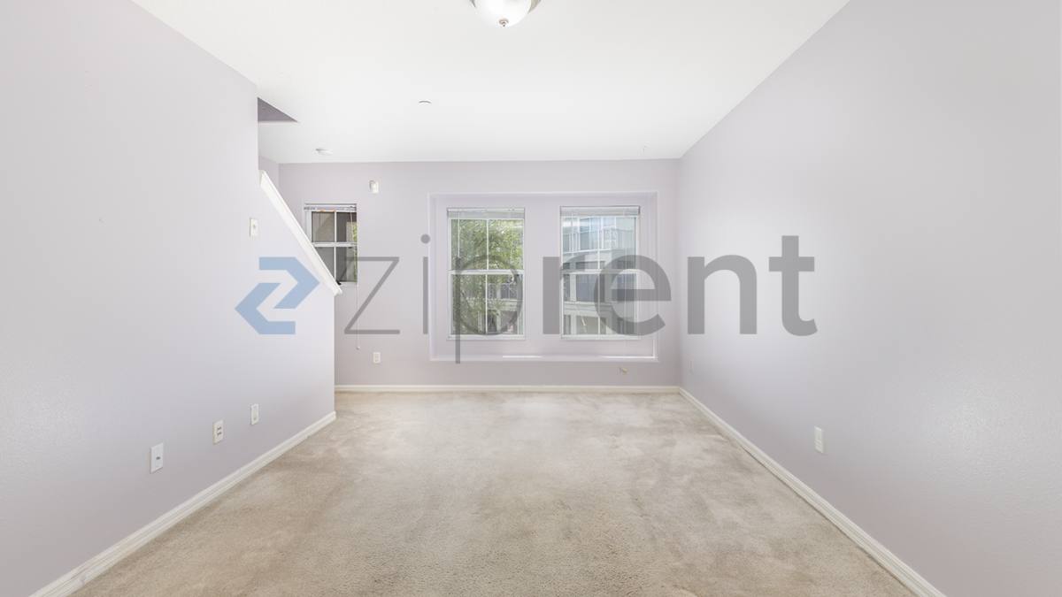 Townhouse for rent at 522 Wheaton Trent Place, Tampa, FL 33619