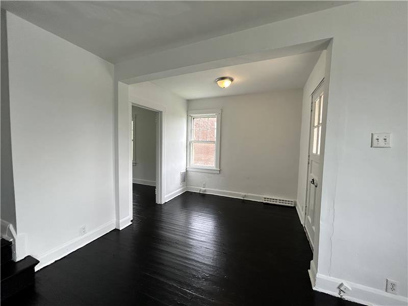 Townhouse for rent at 125 George St, Mingo Junction, OH 43938