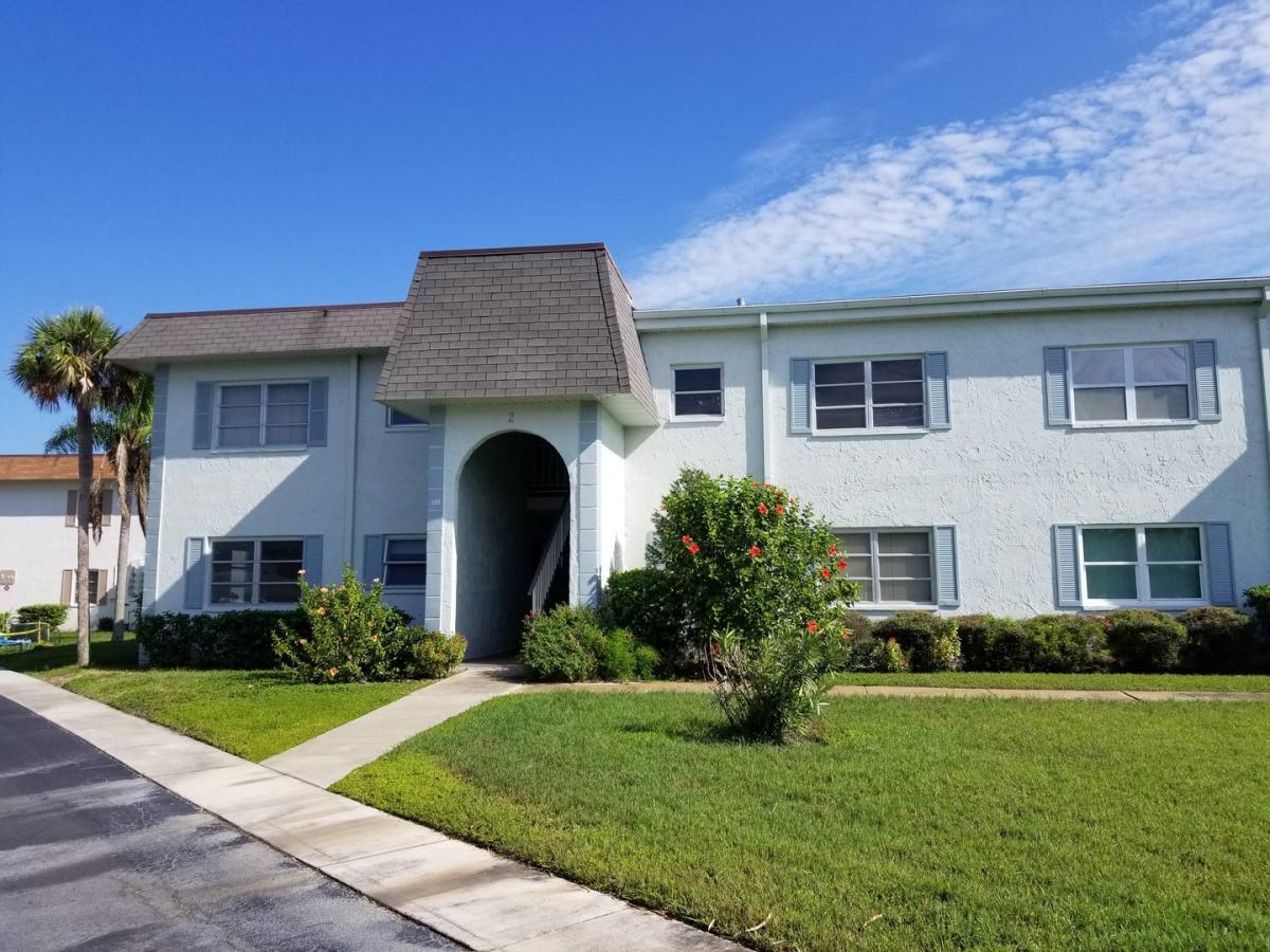 Apartment for rent at 389 S McMullen Booth Rd, Clearwater, FL 33759