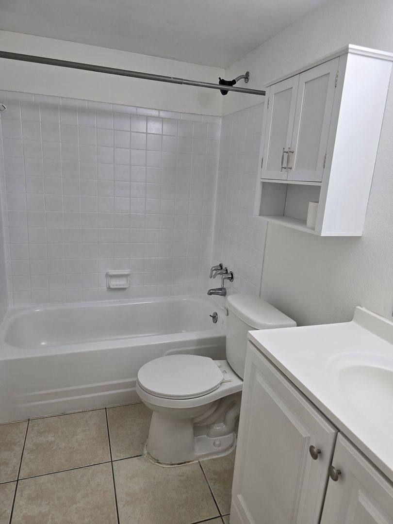 Apartment for rent at 389 S McMullen Booth Rd, Clearwater, FL 33759