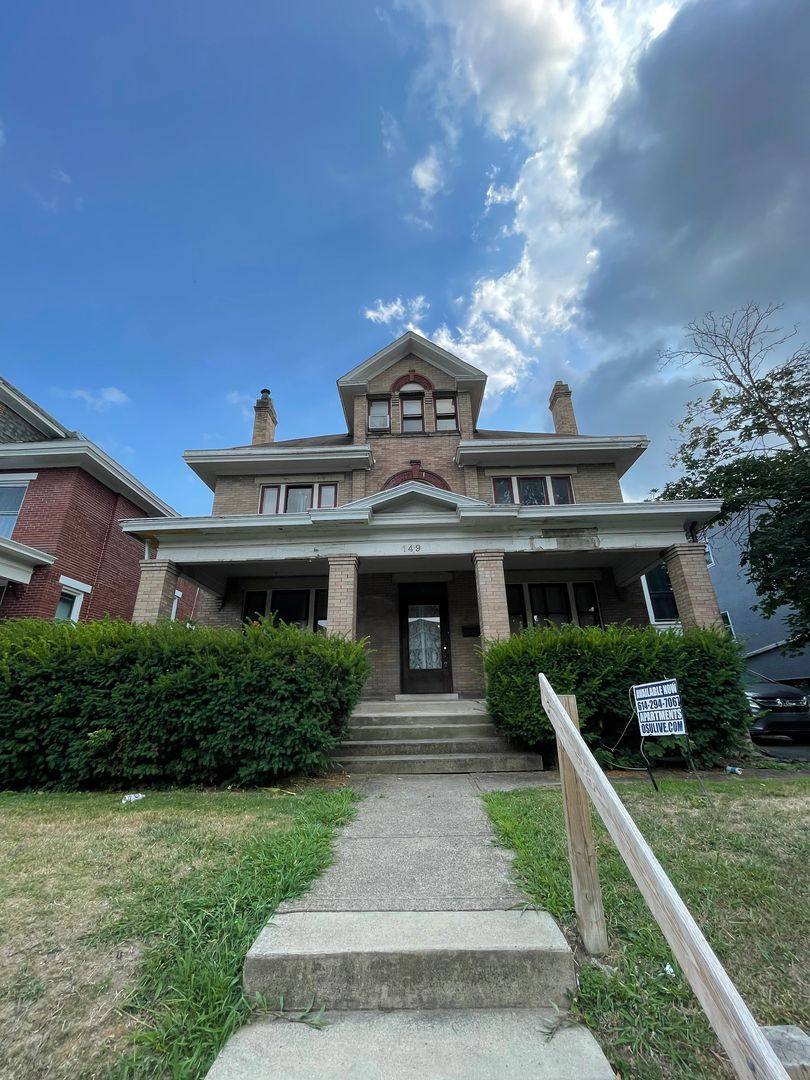 House for rent at 149 E 13th, Columbus, OH 43201