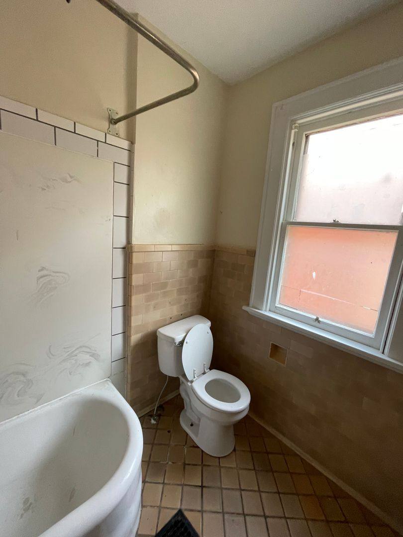 House for rent at 149 E 13th, Columbus, OH 43201