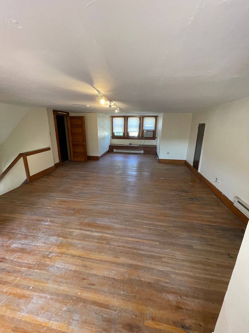 House for rent at 149 E 13th, Columbus, OH 43201