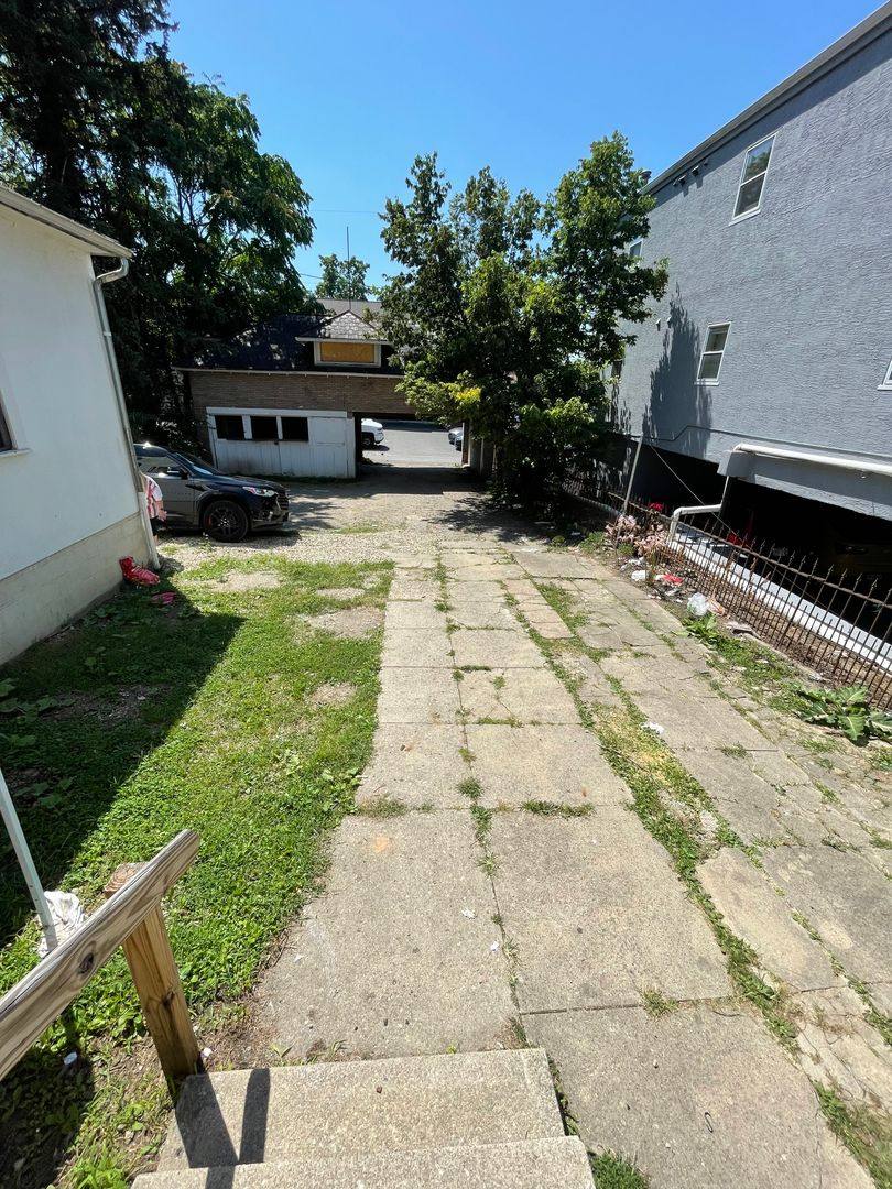 House for rent at 149 E 13th, Columbus, OH 43201